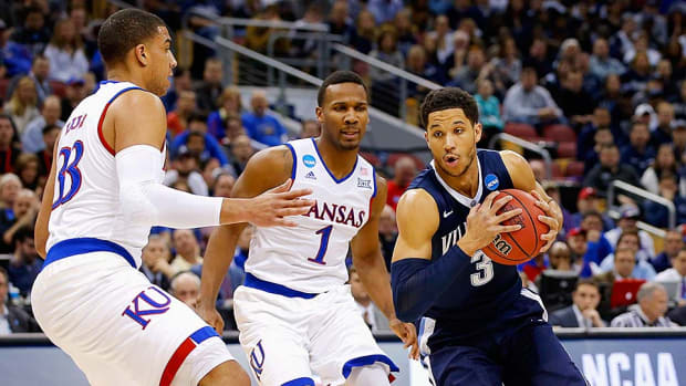 villanova-beats-kansas.jpg